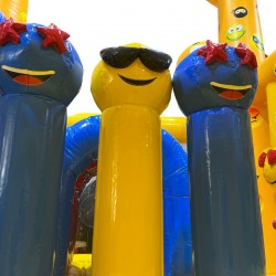 Vente Château Gonflable Multi-Activités Emoticônes