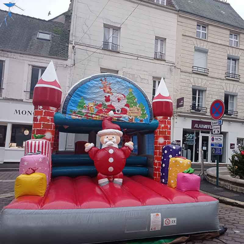 Location Château Gonflable Père Noël