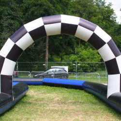 Achat Circuit Gonflable 25x12m Occasion