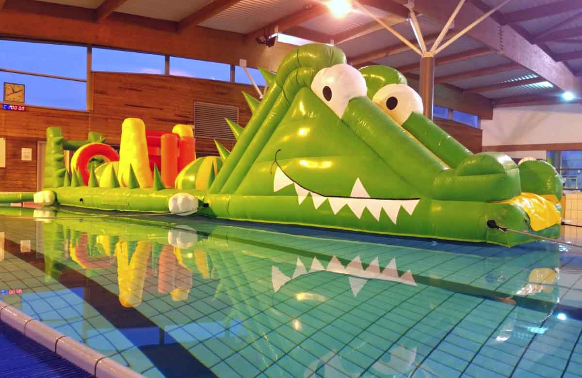 Parcours gonflable aquatique Crocodile